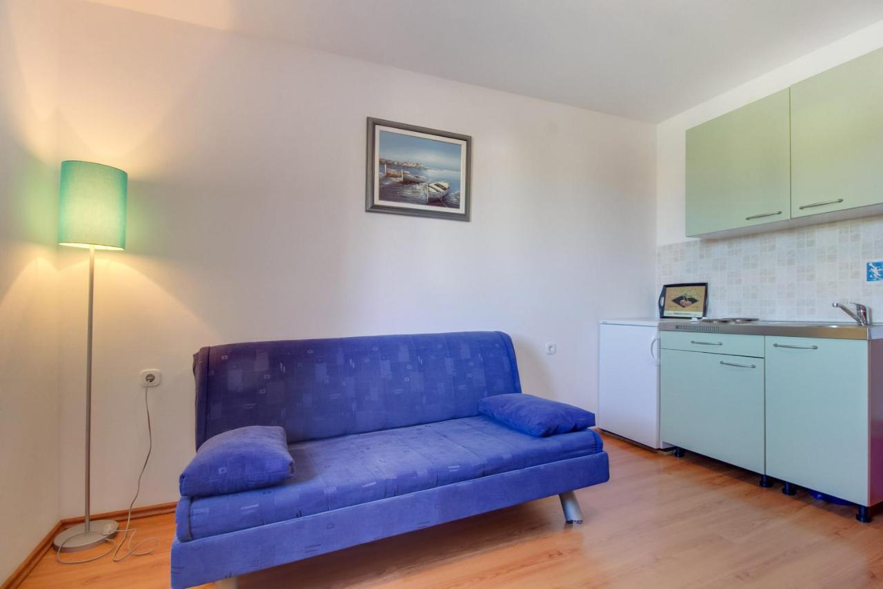 Apartments Rosa Mali Lošinj Dış mekan fotoğraf