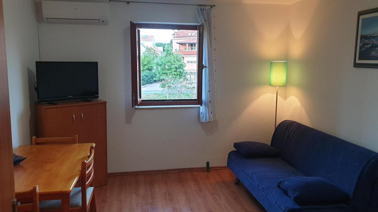 Apartments Rosa Mali Lošinj Dış mekan fotoğraf